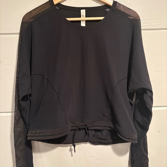 women's Lululemon long sleeve top - Picture 1 of 4